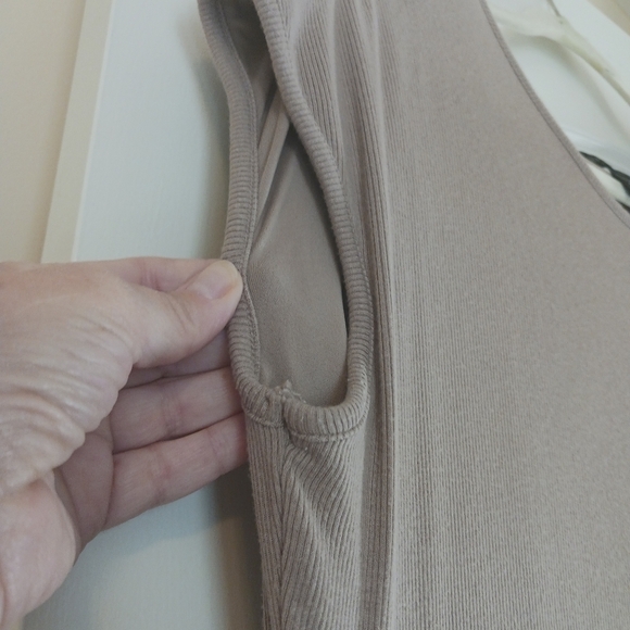 *Rachel Zoe maxi pencil dress. Has lining. So pretty. Size XL - Picture 6 of 12